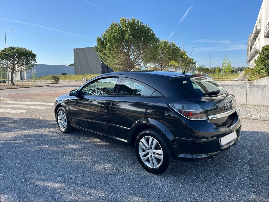 Opel Astra GTC 1.7 CDTI (190mil Kms)