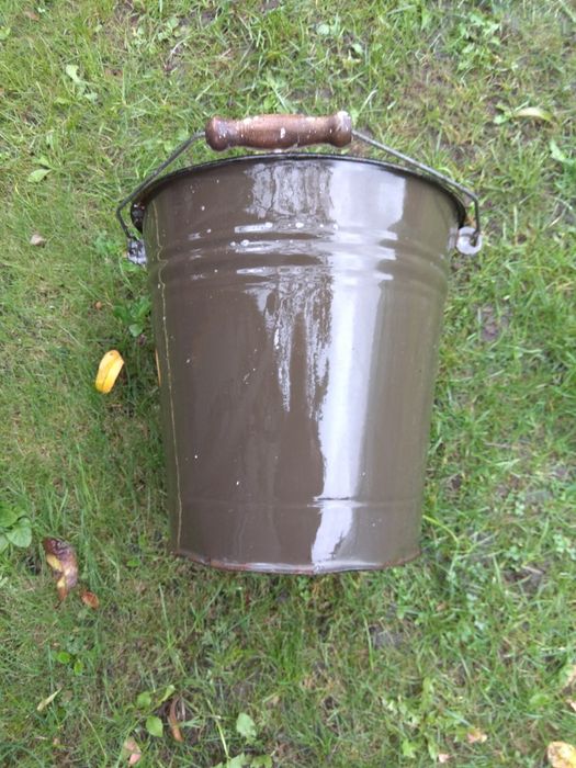 Wiadro emaliowane PRL