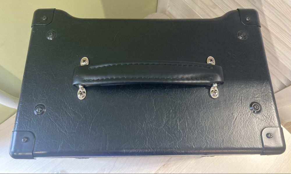 Продам Bugera V5