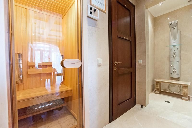 #53 будинок з Теплим басейном/дом посуточно с бассейном