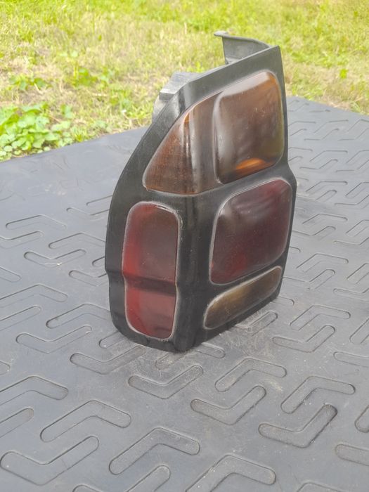 Задний фонарь для Митсубиси Паджеро Спорт 1