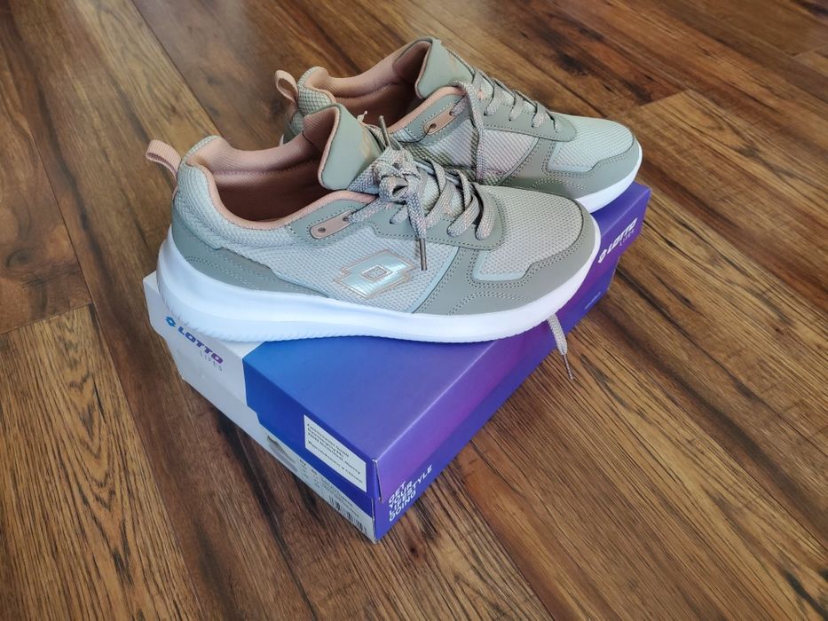 Buty sportowe Lotto - nowe - Super Cena
