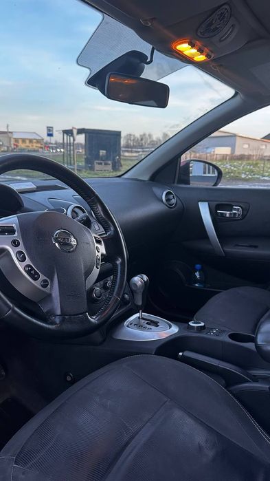 Nissan qashqai+2
