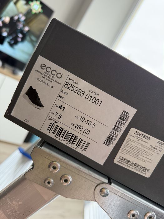 Шкіряні кросівки ECCO, 41 розмір