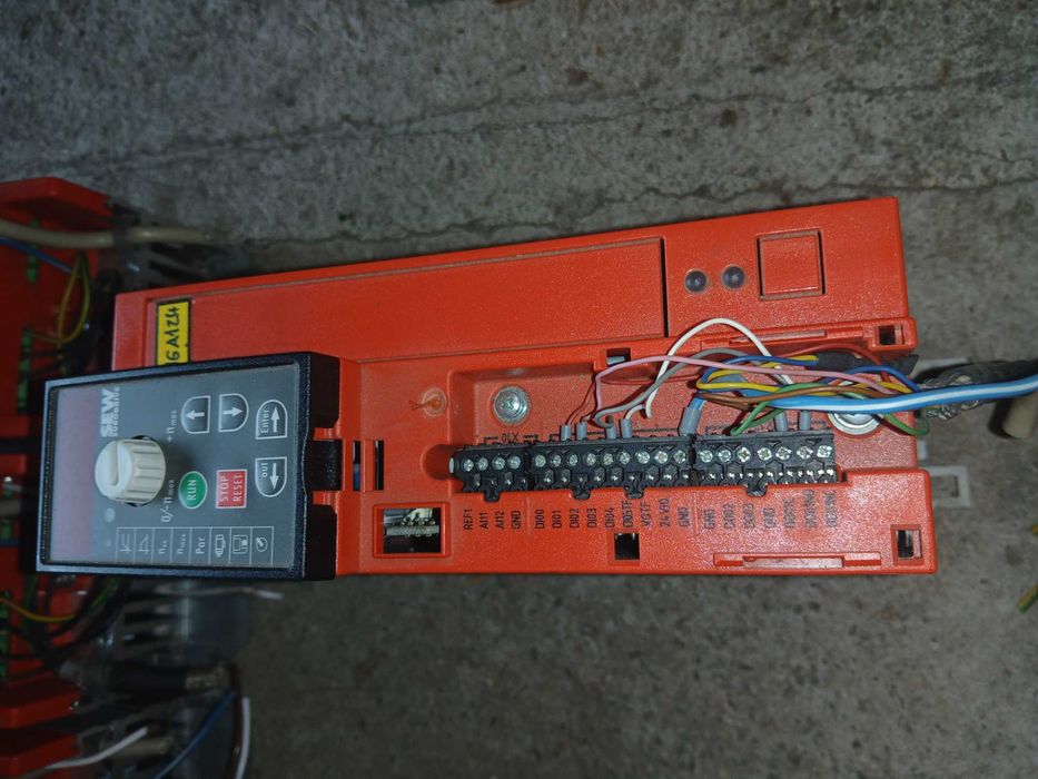 Falownik Sew Movitrac 0,55 Kw MC07B005-2B1-4-00 230V