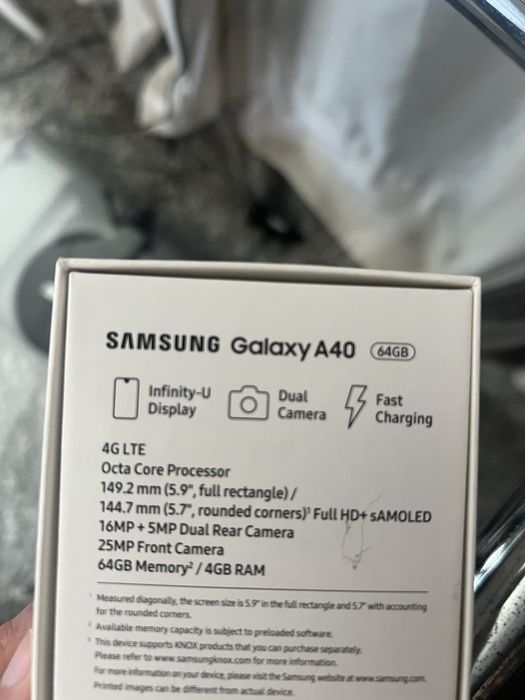 Samsung A40 - Como Novo