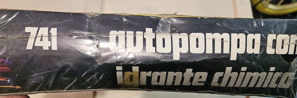 Model Kit de Camião Auto Bomba