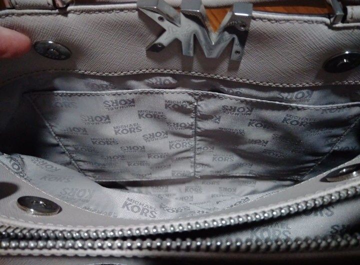 Mala e porta moedas Michael Kors