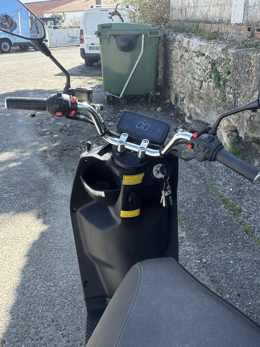 Scooter eletrica, não é preciso carta, preco nao negociavel
