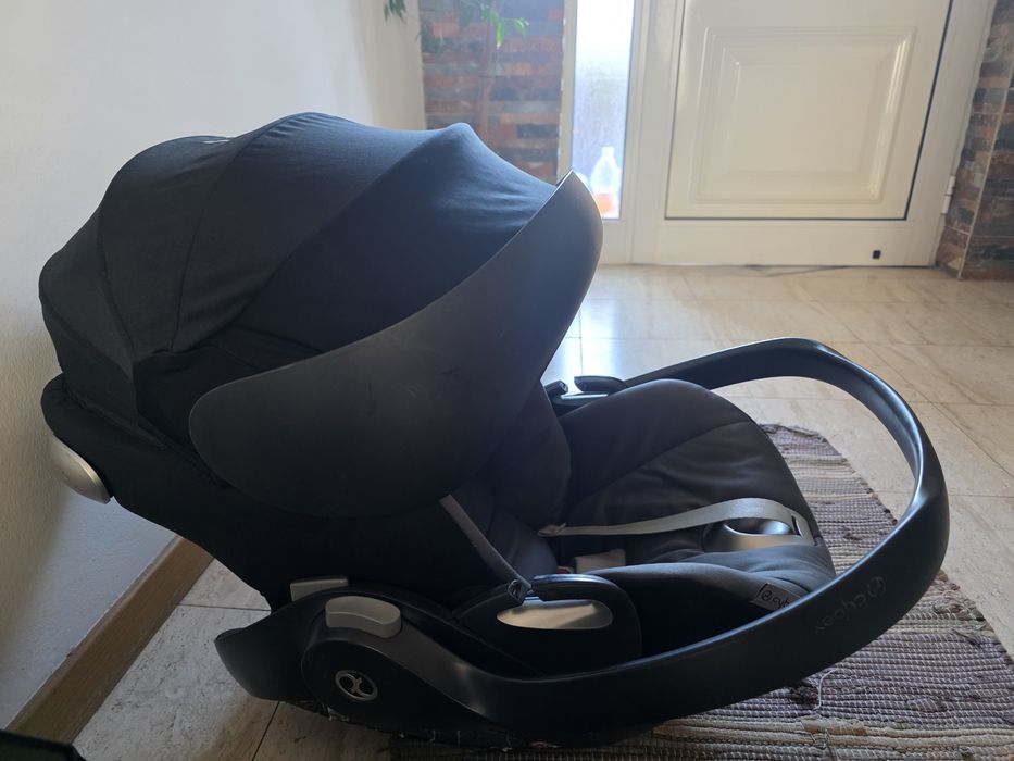 Conjunto Cadeira/ ovo com isofix para bebé