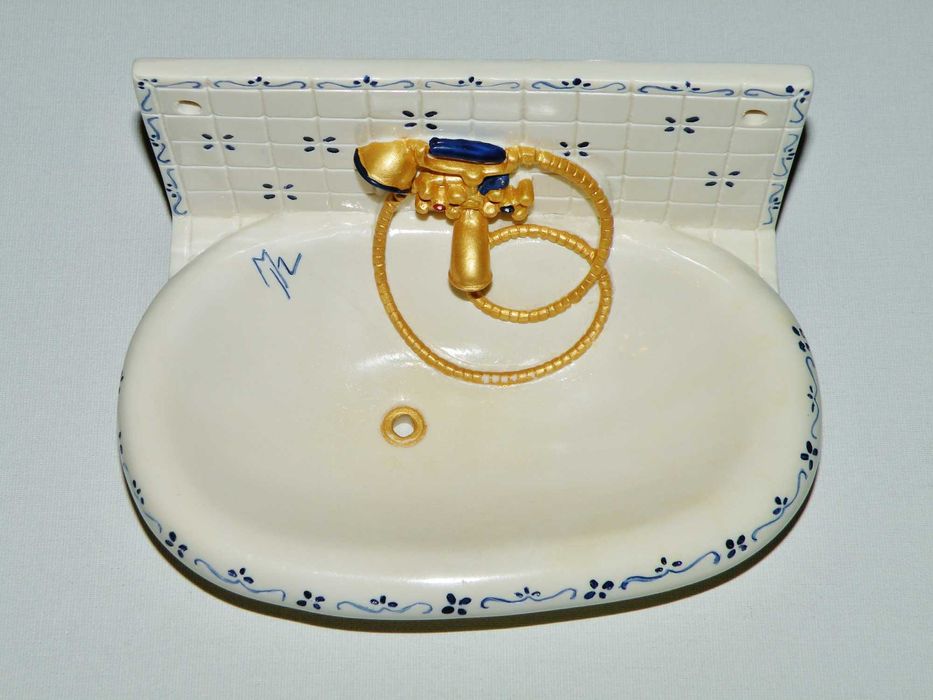 Mydelniczka ceramiczna w kształcie wanny, unikat , wisząca lub stojąca