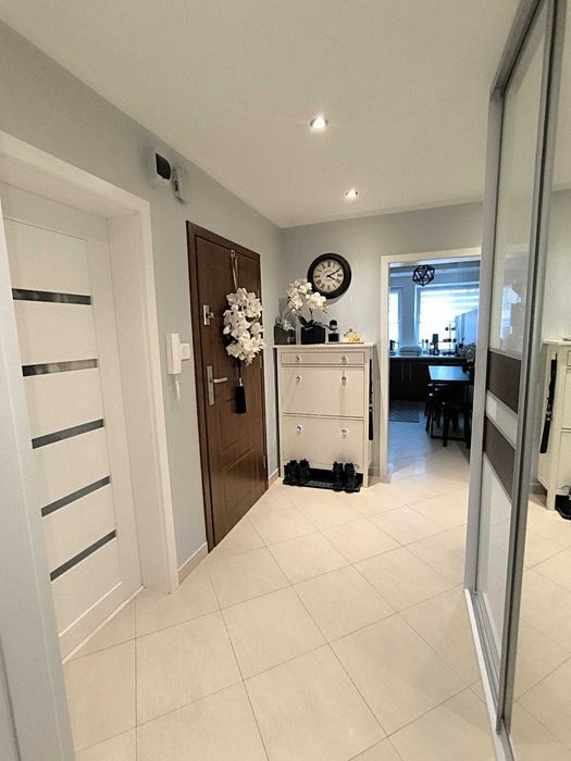 3 – pokojowe mieszkanie 61,5 m², Stare Miasto, 1 piętro - Widok 2