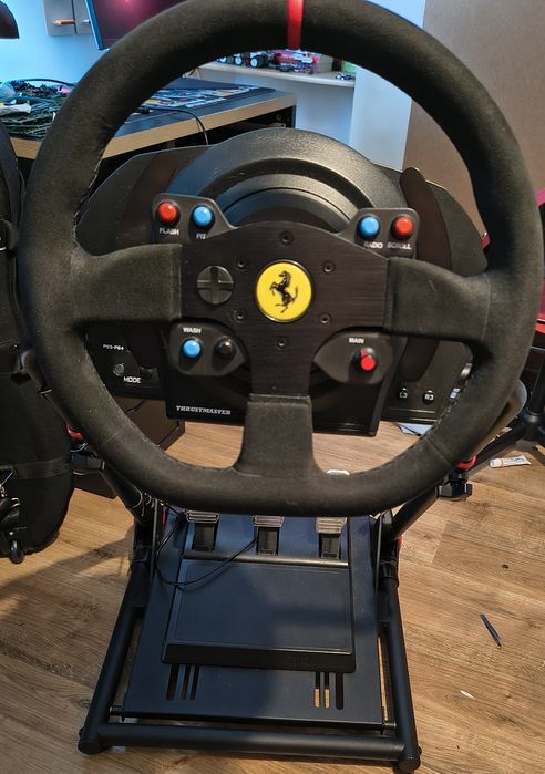 Kierownica Thrustmaster T300 Alcantara Edition+ stojak Huzaro 3.0