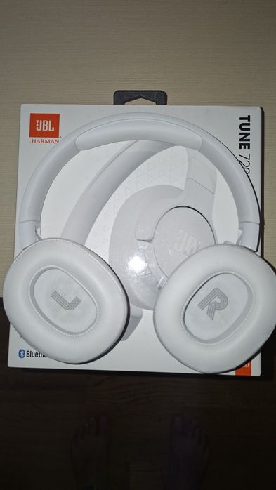 Навушники JBL Tune 720