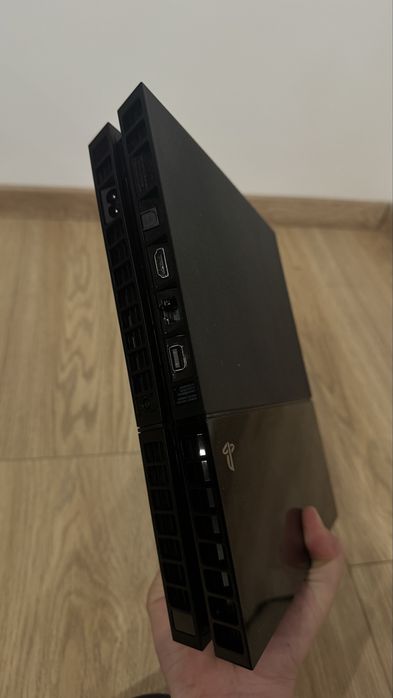Продам Sony PlayStation 4 Fat 500gb