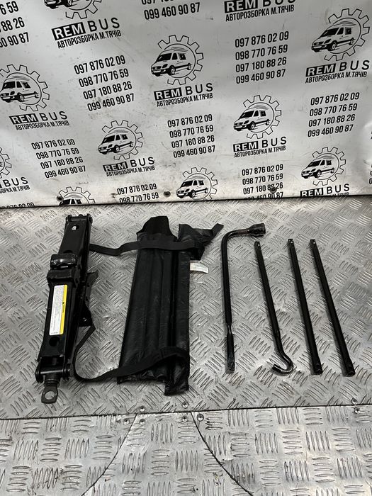 Домкрат до jeep cherokee wk1 wk3