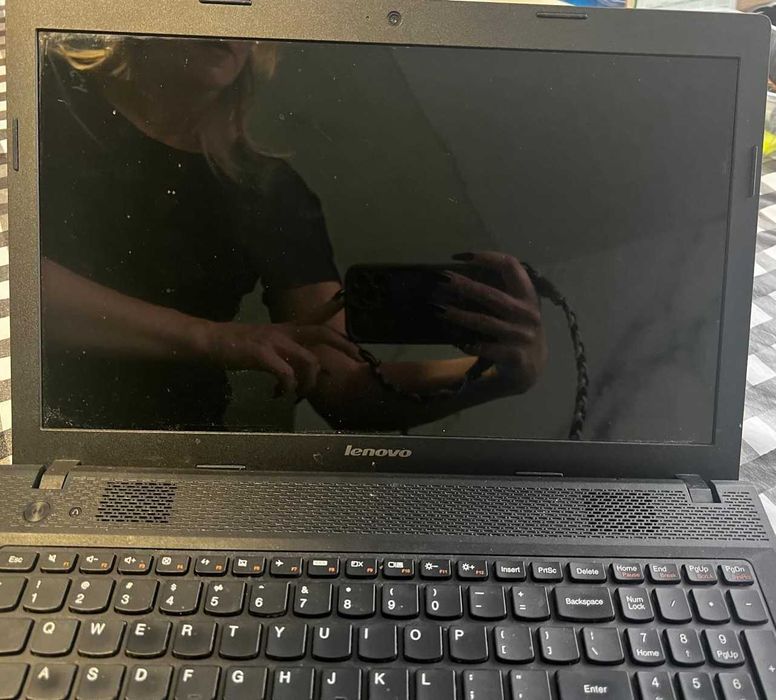 2_Komputer/Laptop LENOVO G590 - 15.6"