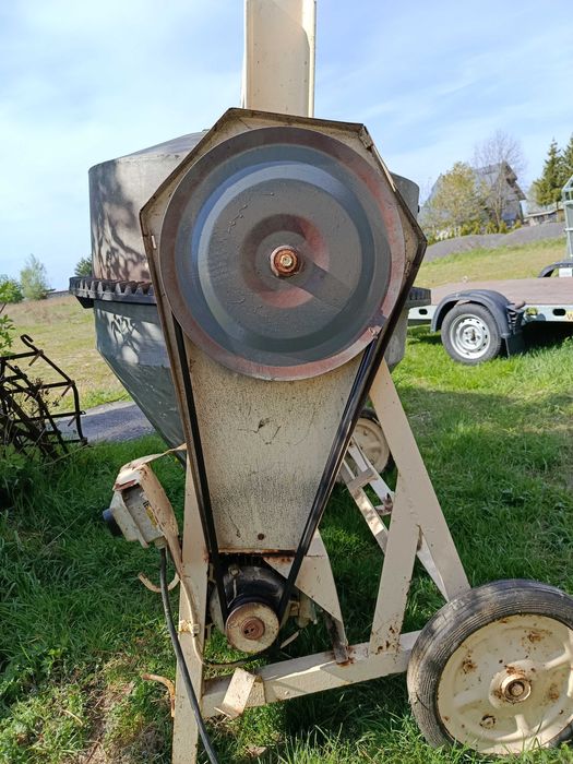 Betoniarka 250 l