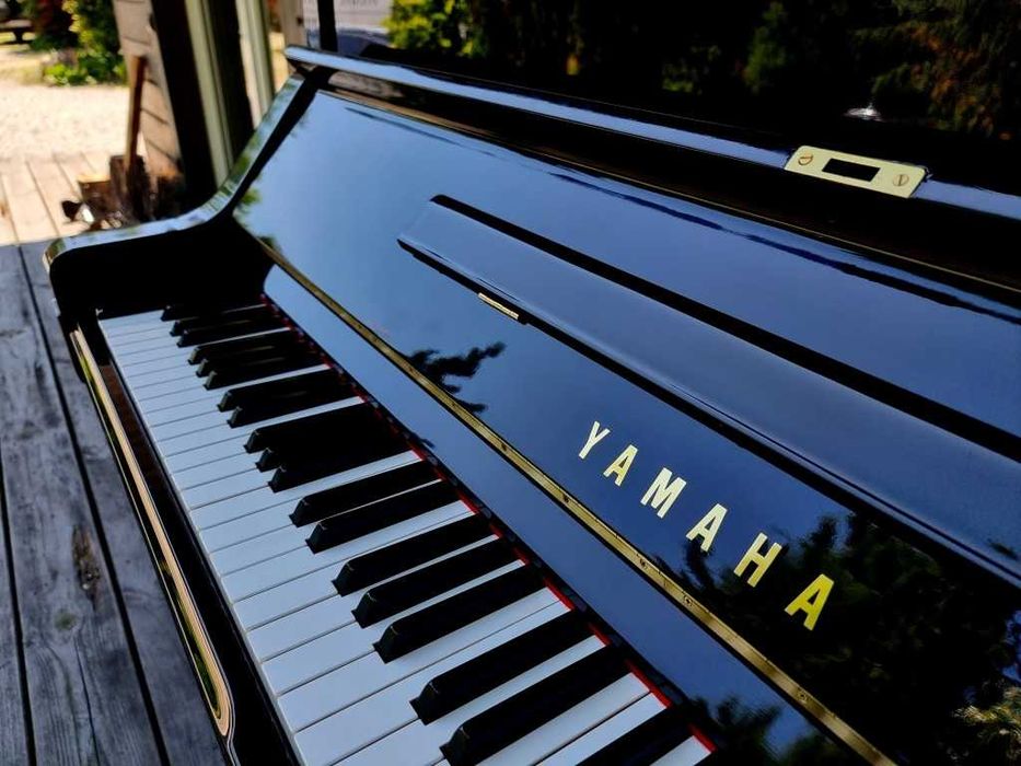 Pianino YAMAHA UX (U3) 131cm 1978r CZARNY POŁYSK