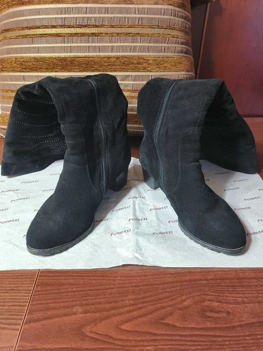 Женские замшевые сапоги !!! Размер 39 !!!