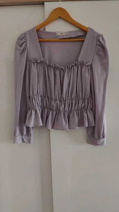 Top folhos Mango M
Usado uma vez