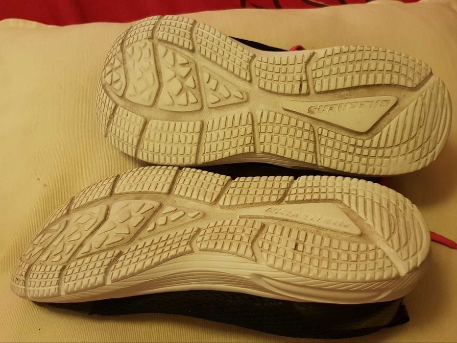 Tenis skechers rapariga