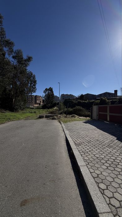Terreno em Baguim do Monte