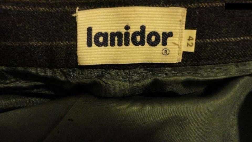 Fato completo de senhora cinza às riscas Lanidor