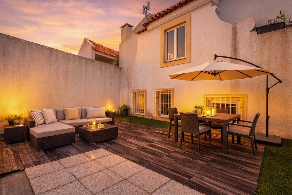Fully Restored Historic Building in Setúbal | €700,000 (negotiable)