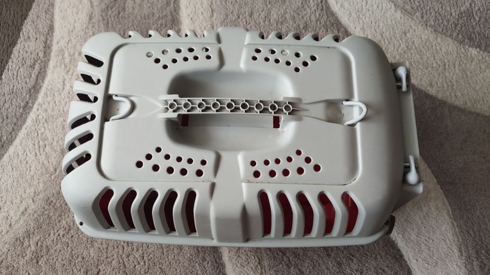 Переносна для невеликих котиків