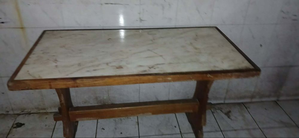 Mesa como nova 50€ negociável