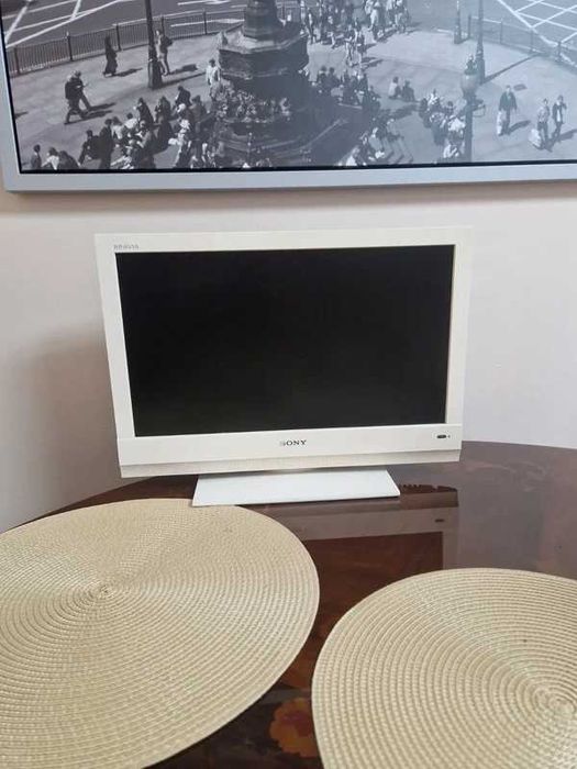 Telewizor 19 cali LCD Sony KDL-19BX200 HD Ready Biały