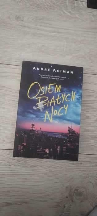 Osiem białych nocy ksiazka