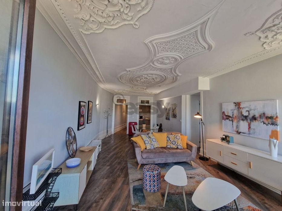 Apartamento T1 Com Logradouro