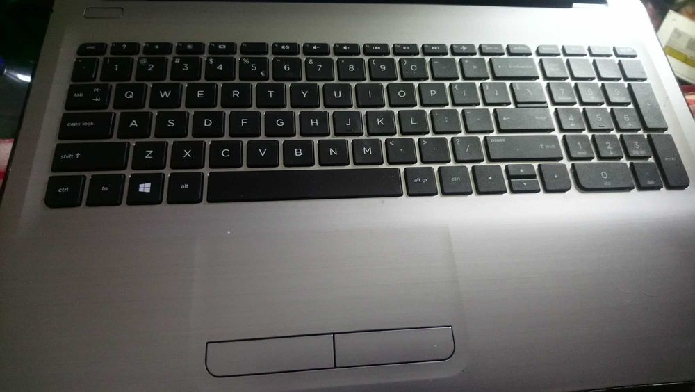 sprzedam laptopy hp