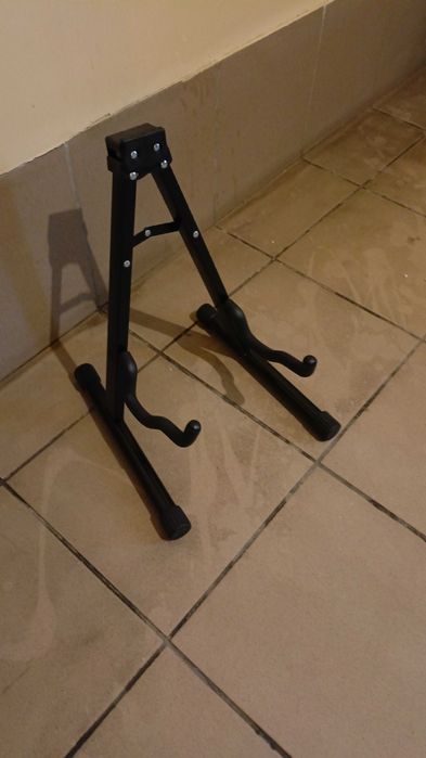 Стойка для гитары электрогитары бас Новая