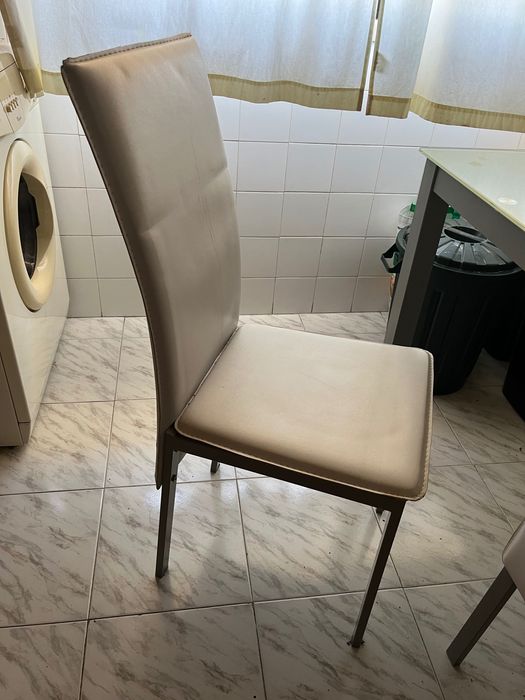 Mesa cozinha + 4 cadeiras