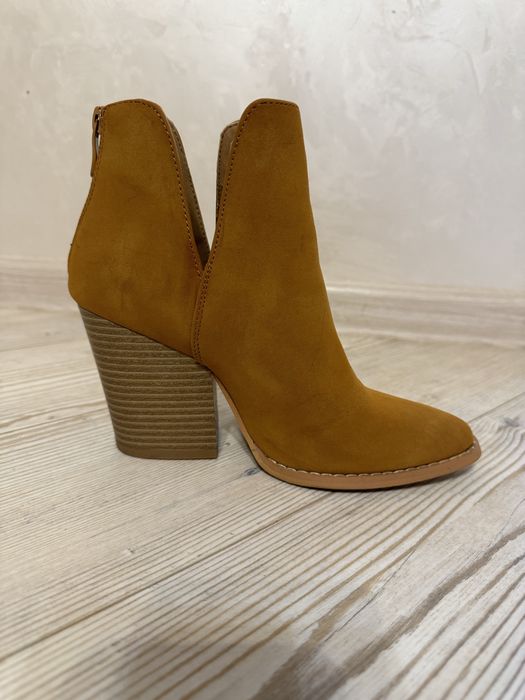 черевики, козаки 36р