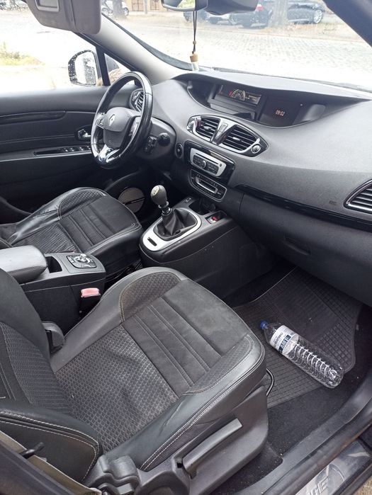 Renault  Megane Scenic 2016 - 913 125 570