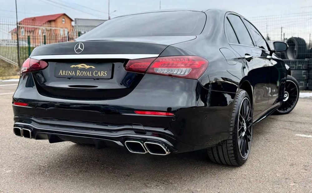 Комплект обвісу Mercedes W213 стиль E63 AMG обвес передній бампер дифузор амг в213