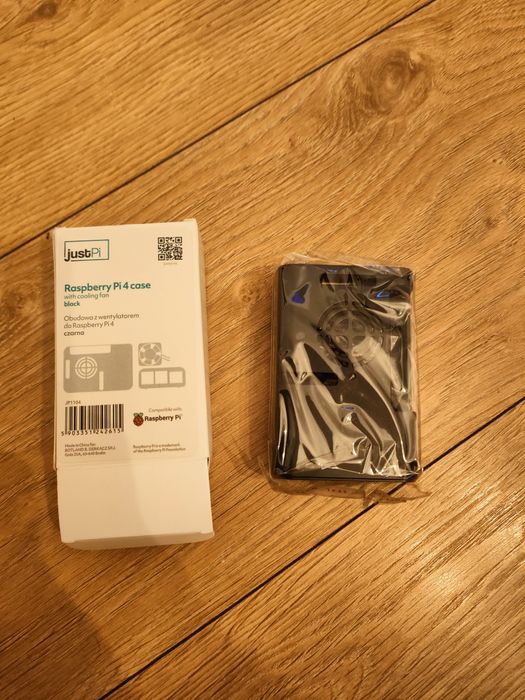 Obudowa Raspberry Pi 4 case z chłodzeniem