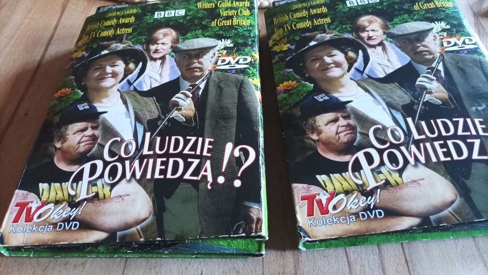 sprzedam serial na płytach ,,co ludzie powiedzą,,