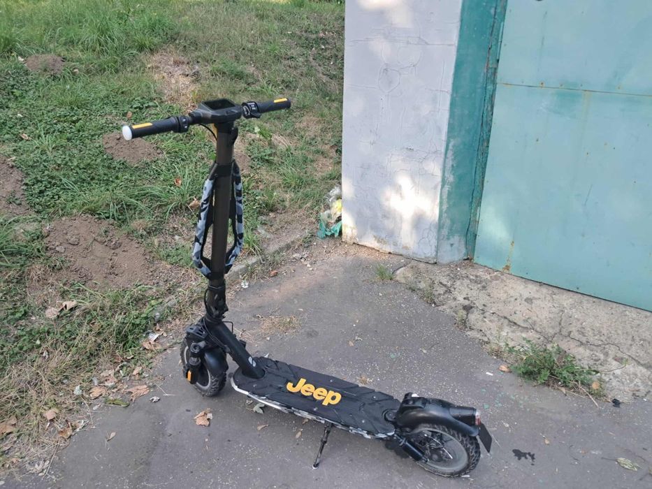 Jeep 2xe Urban camou