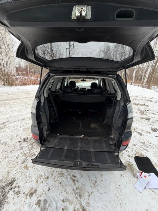 Mitsubishi Outlander 2.0D  2008r 4x4 7os