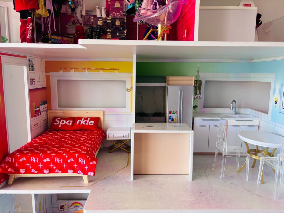 Casa Rainbow High - incluindo diversos itens adicionais
