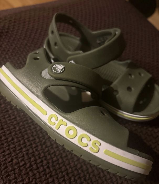 Sandałki Crocs C11