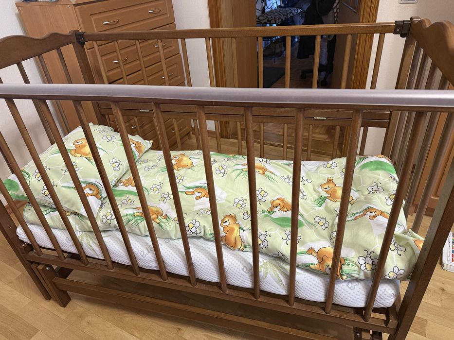 Продам дитяче ліжечко