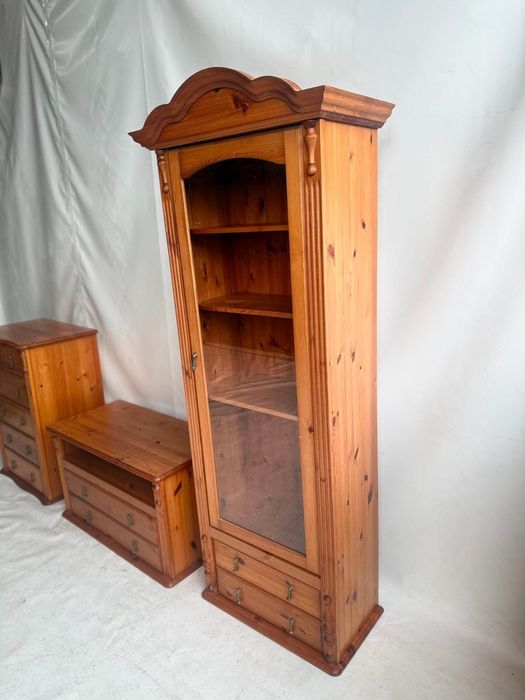 Komoda - komplet mebli do salonu
