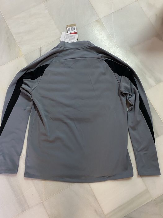 Nike кофта оригінал розмір L