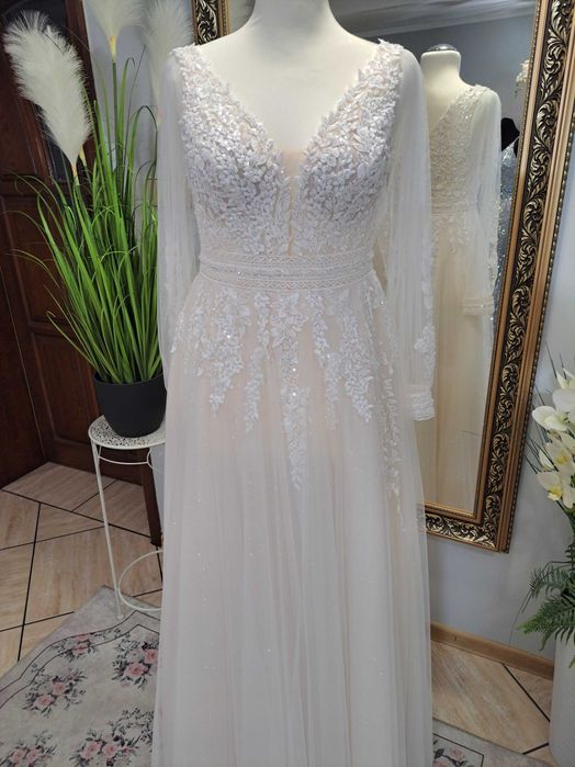 Piękna suknia ślubna plus size w atrakcyjnej cenie